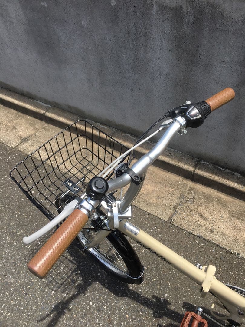 折りたたみ 自転車 ブラウン 茶色 20インチ 美品 綺麗 折り畳み 小径車