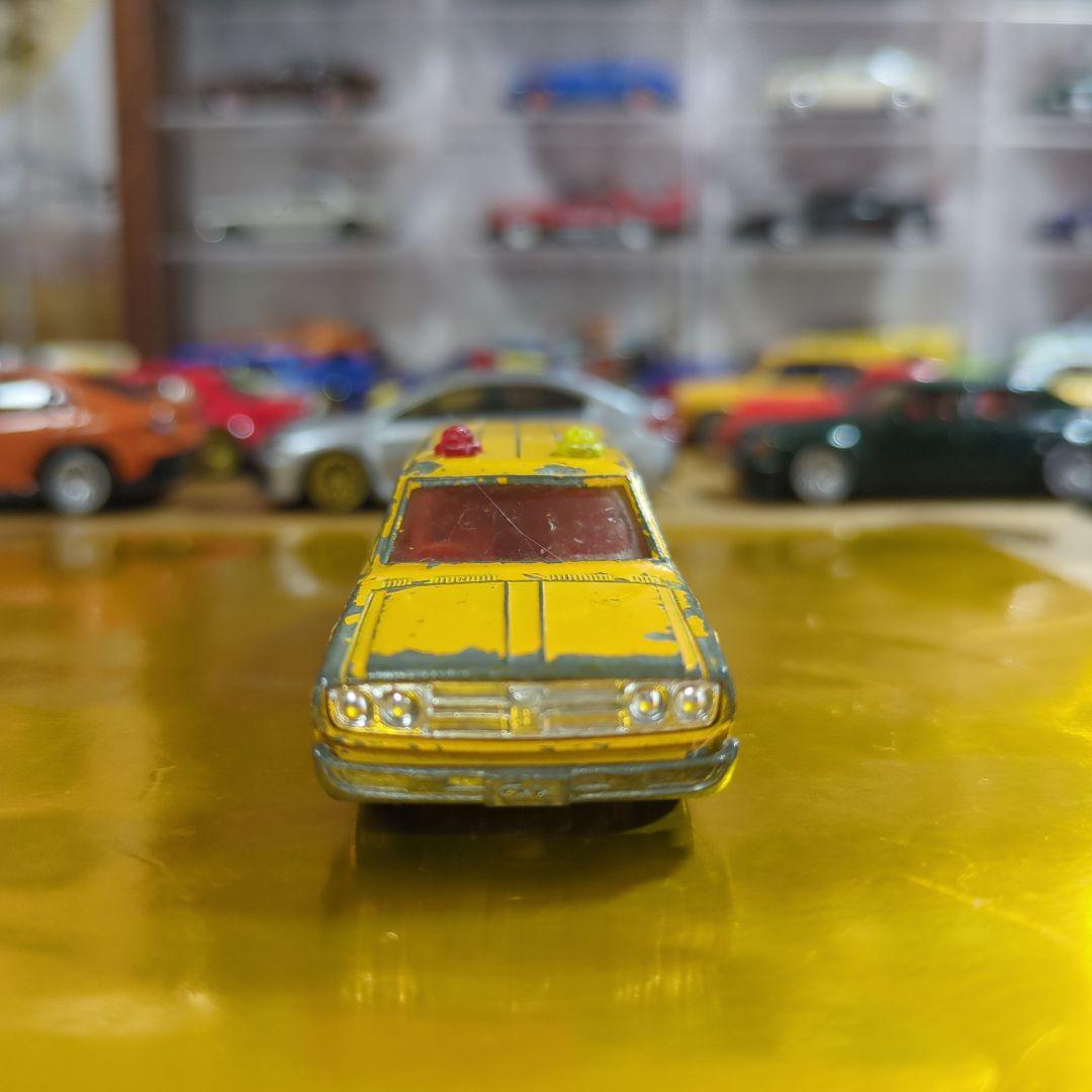 入手困難　地を這う働くシャコタン　セドリック　当時物　タイヤ回転