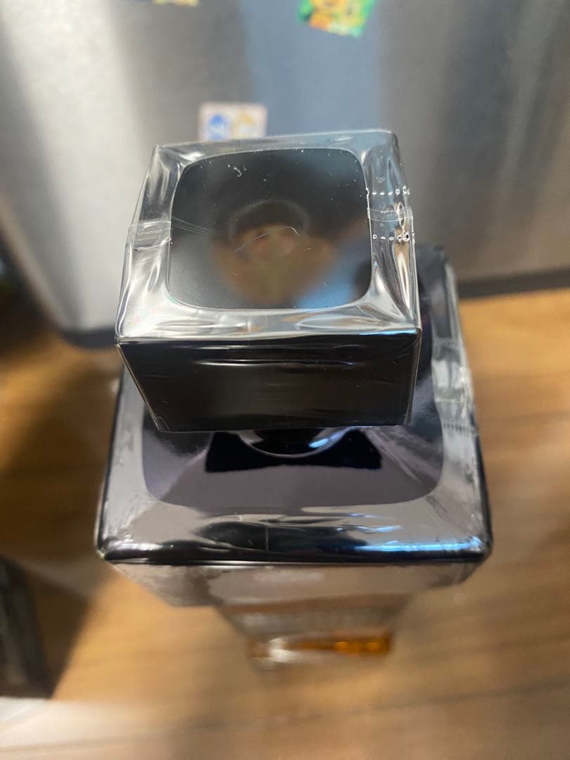 新品 ジョニーウォーカー ブラックラベル2049 49% 700ml ウイスキー