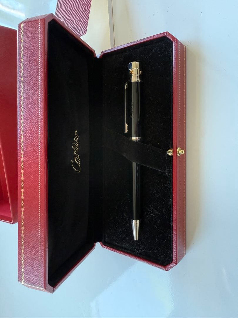 未使用品Cartier ボールペン 本体 専用ケース付き