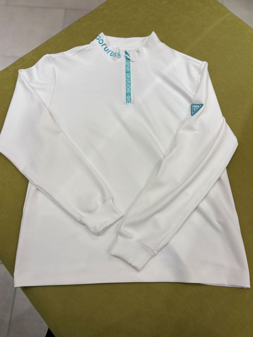 Gorurun フロントジップモックネック 山内鈴蘭