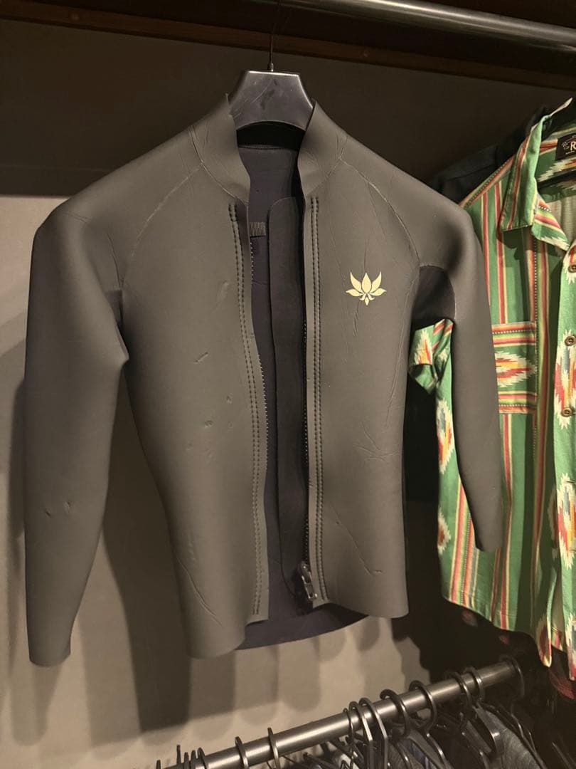 値下げ　AXXE classic ウエットスーツ　タッパー フロントジップ ML