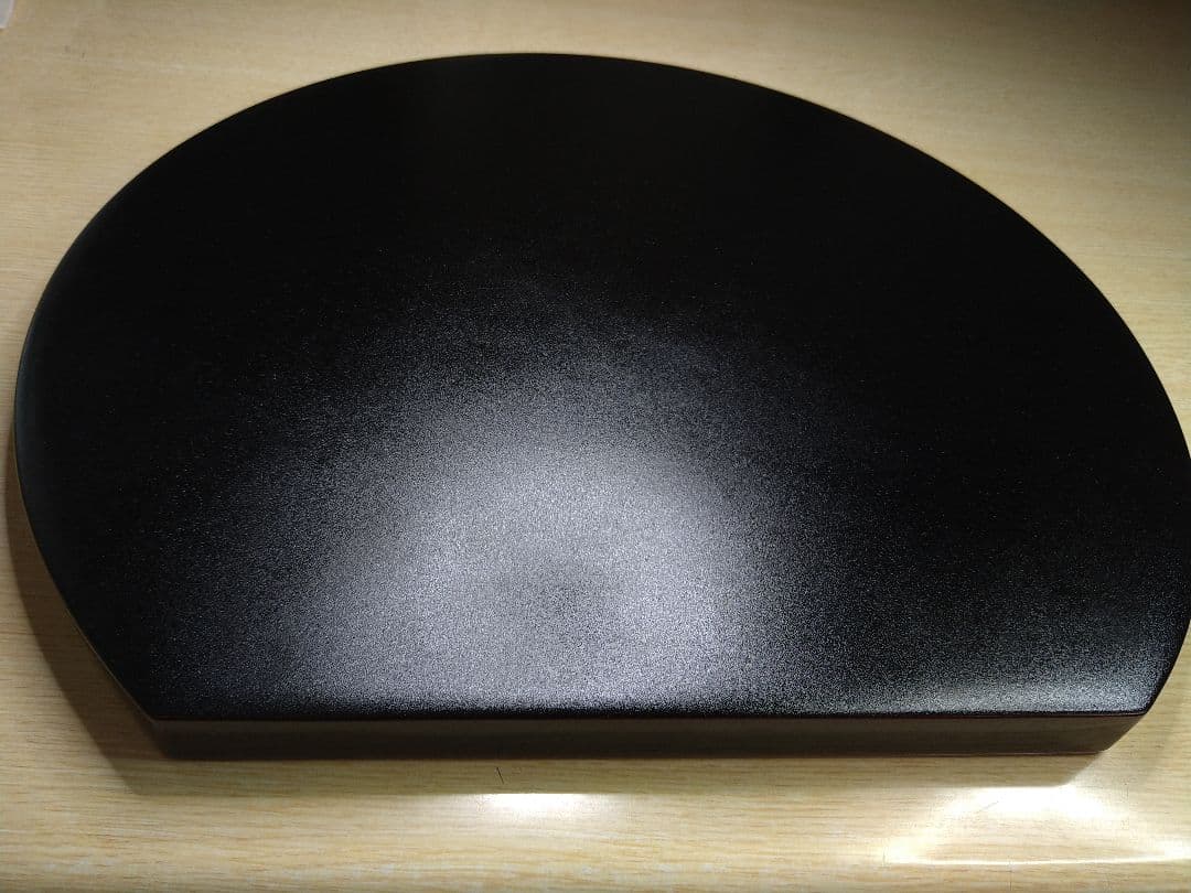 輪島塗沈金 試作「 睡蓮」溜塗り半月盆