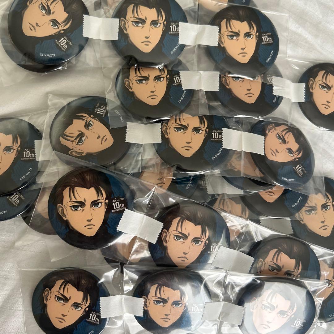 【匿名発送】カラ鉄コラボ　進撃の巨人　缶バッジセット42個