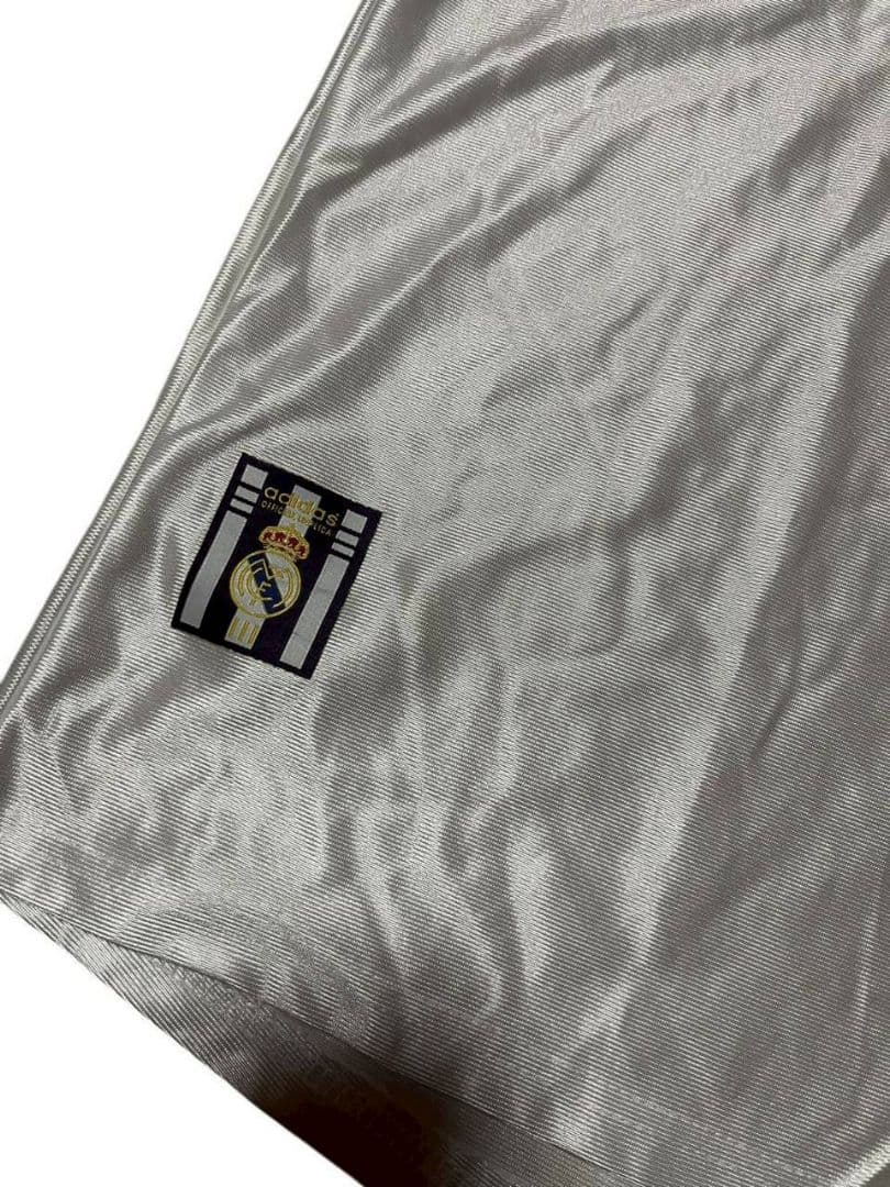 アディダス　adidas ユニフォーム　サッカー　Tシャツ　レアル・マドリード