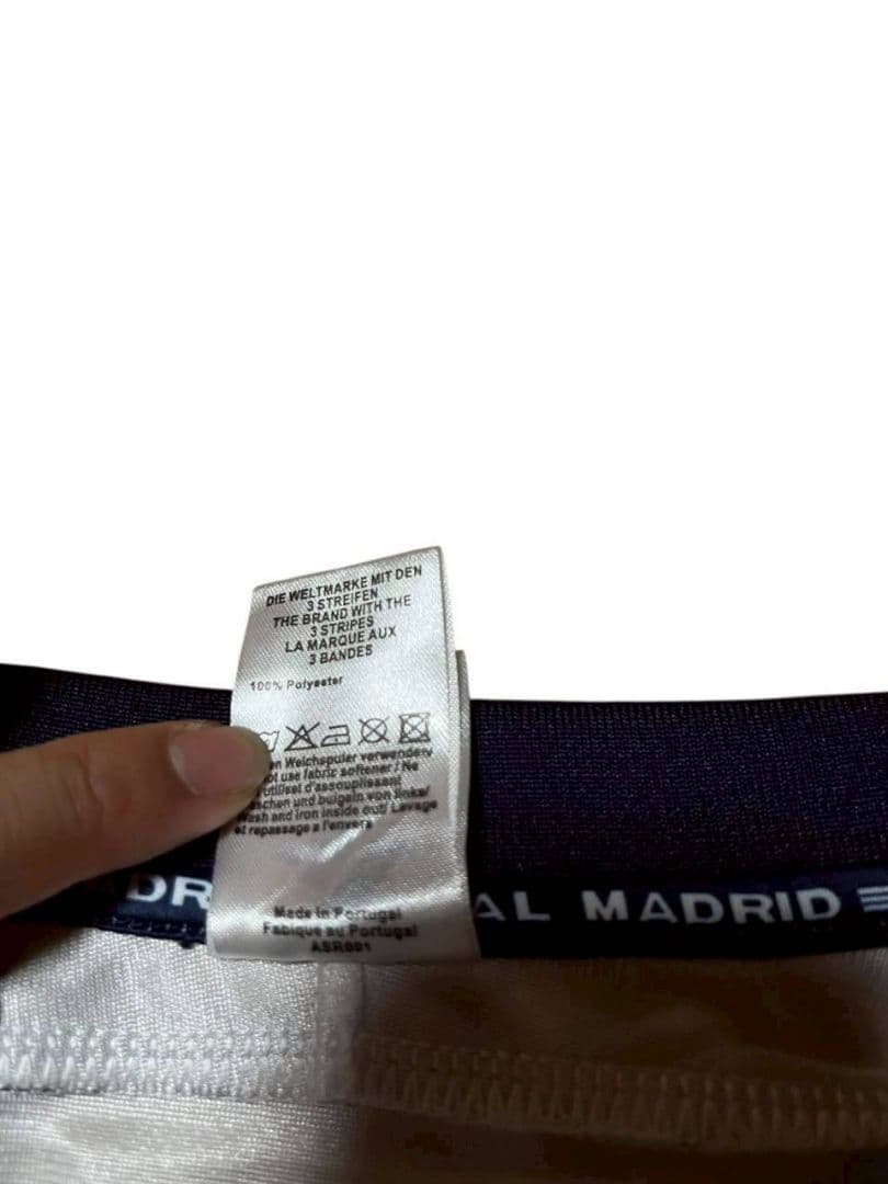 アディダス　adidas ユニフォーム　サッカー　Tシャツ　レアル・マドリード