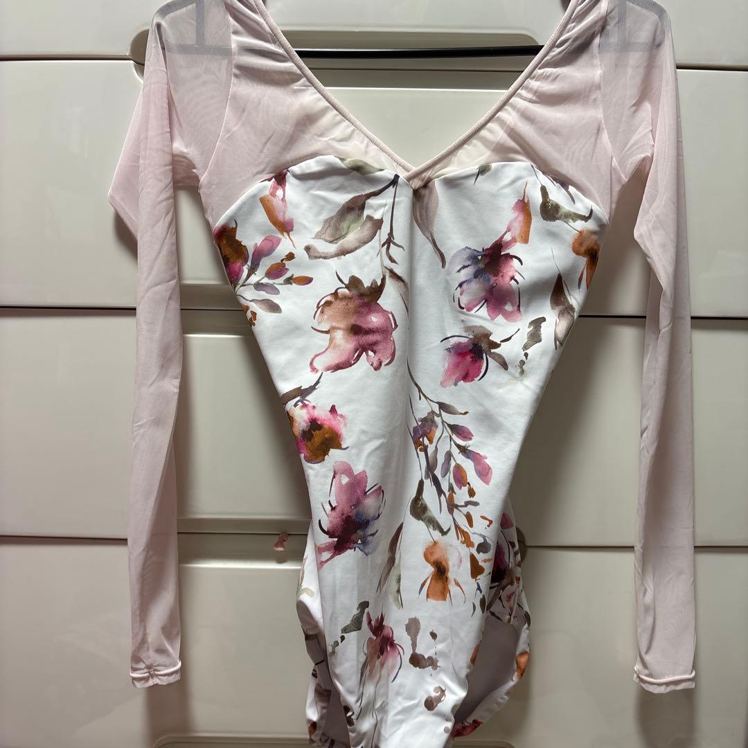 stina 花柄長袖レオタード