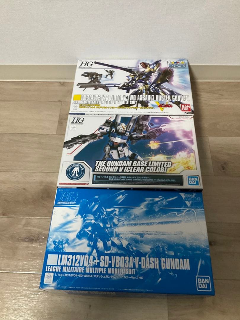 HG Vダッシュ/セカンドV/V2アサルトバスターガンダム　クリアカラー