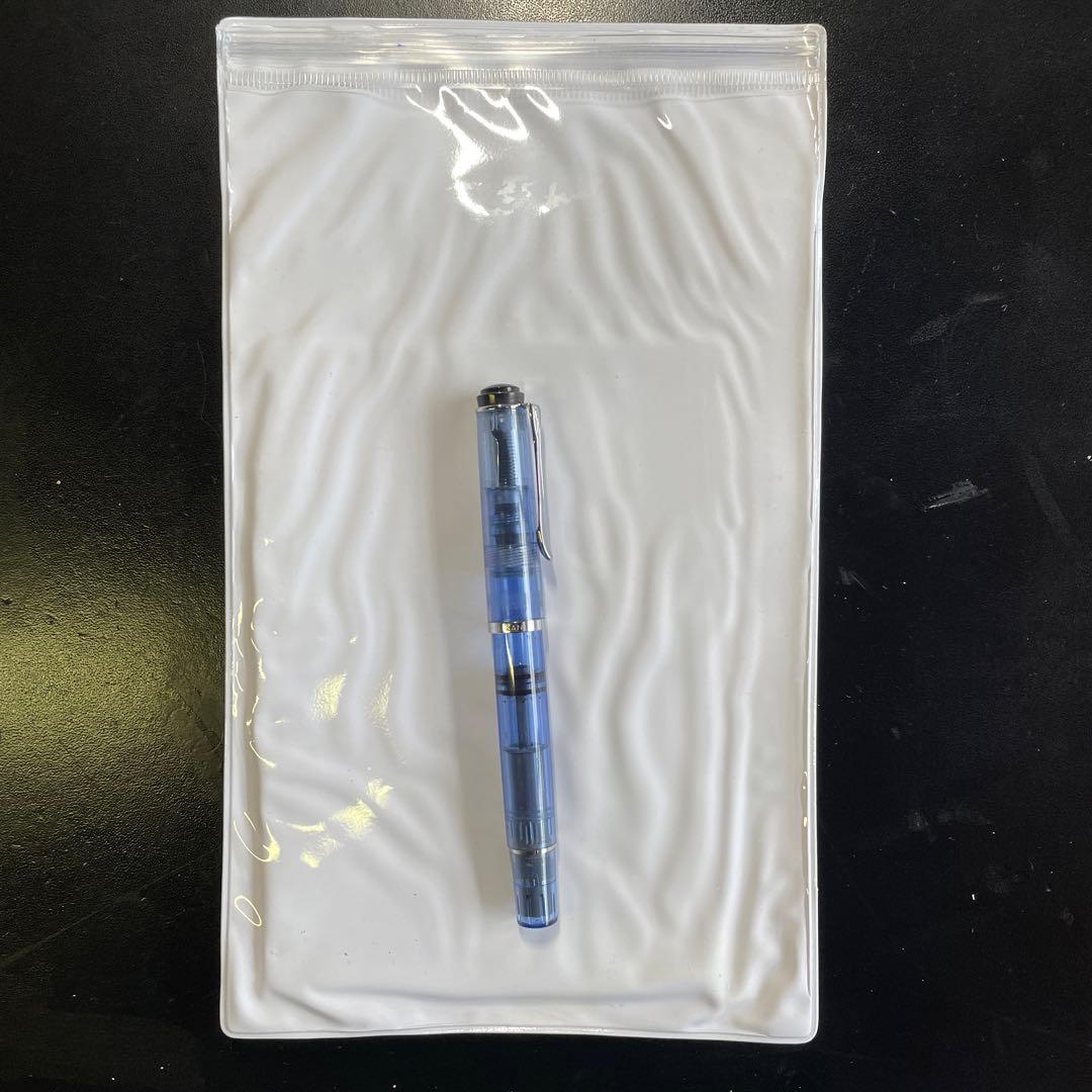 ペリカン 万年筆 クラシック M205 デモンストレーター ブルー＆ボトルインク