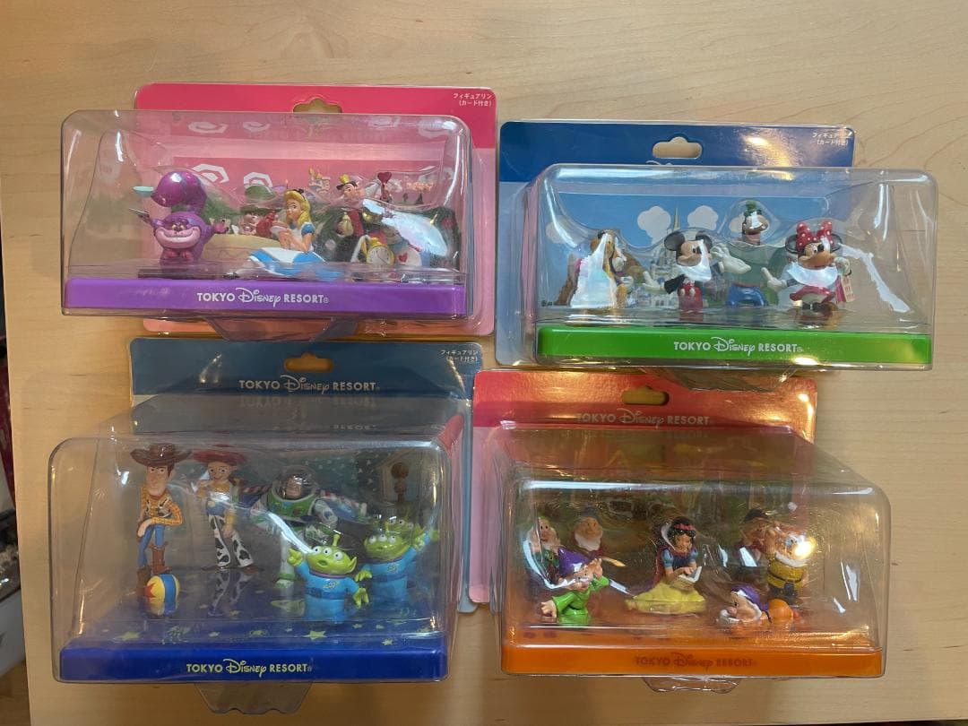 ディズニー　ミッキー　ミニー　フィギュアリン　21点