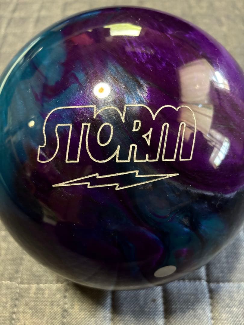 STORM アストロフィジックス 15ポンド プラグ済み ボウリングボール