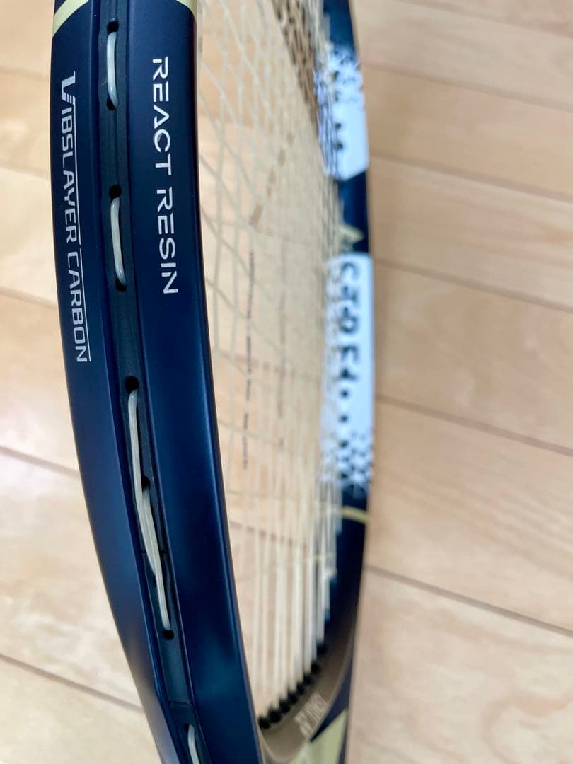 超美品♪ヨネックス アストレル 115 。ガット新同オーバーグリップ新、ケース付