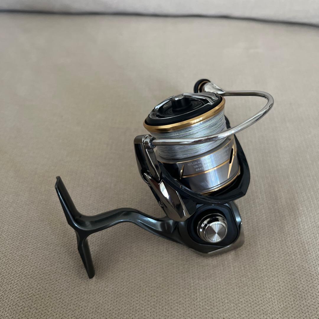 DAIWA LUVIAS FC LT 2500S-XH スピニングリール