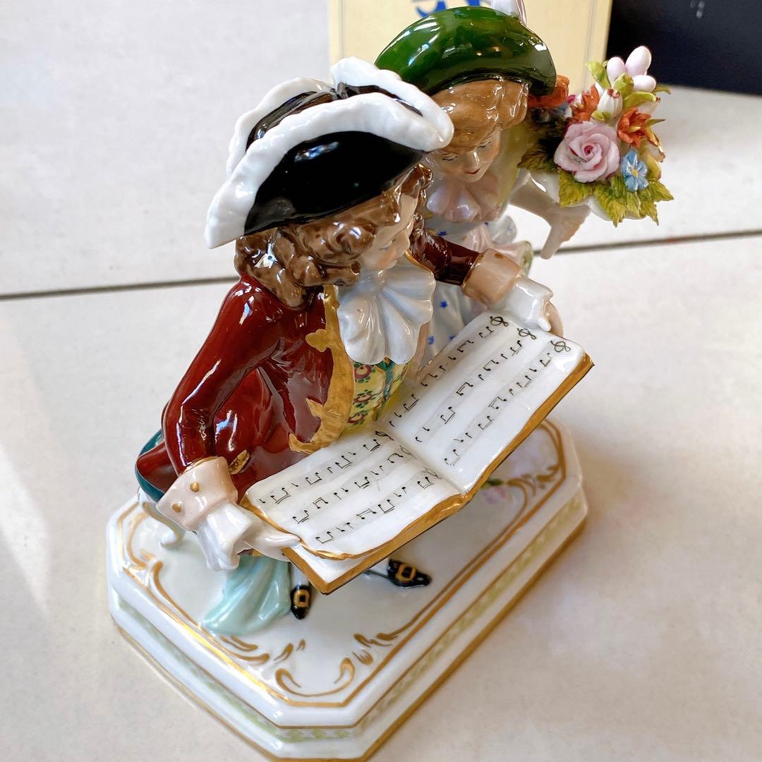 シャイベ　アルスバッハ　磁器　置物　アンティーク