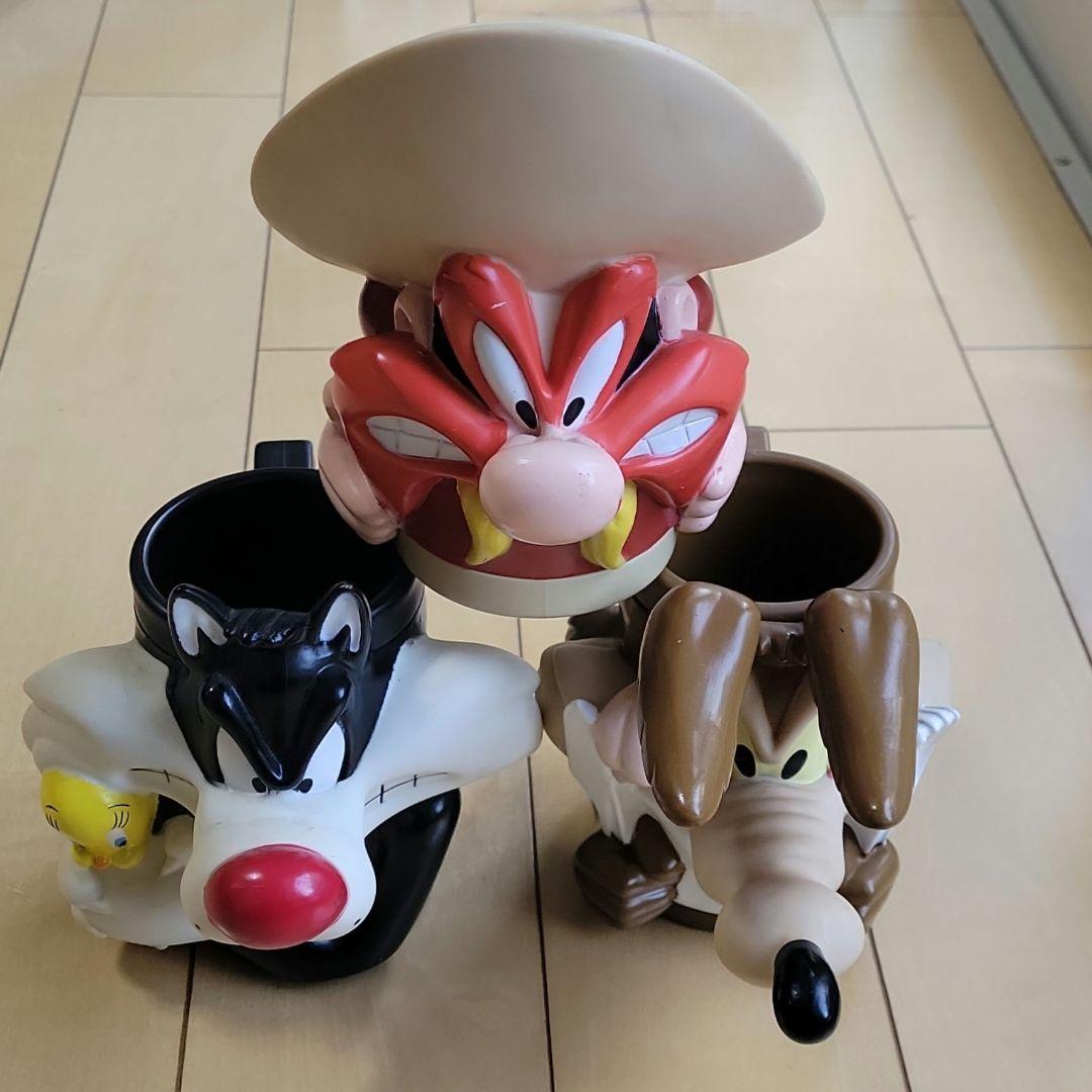 【希少】ルーニーテューンズ　 3Dフェイス　マグカップ 3個セット