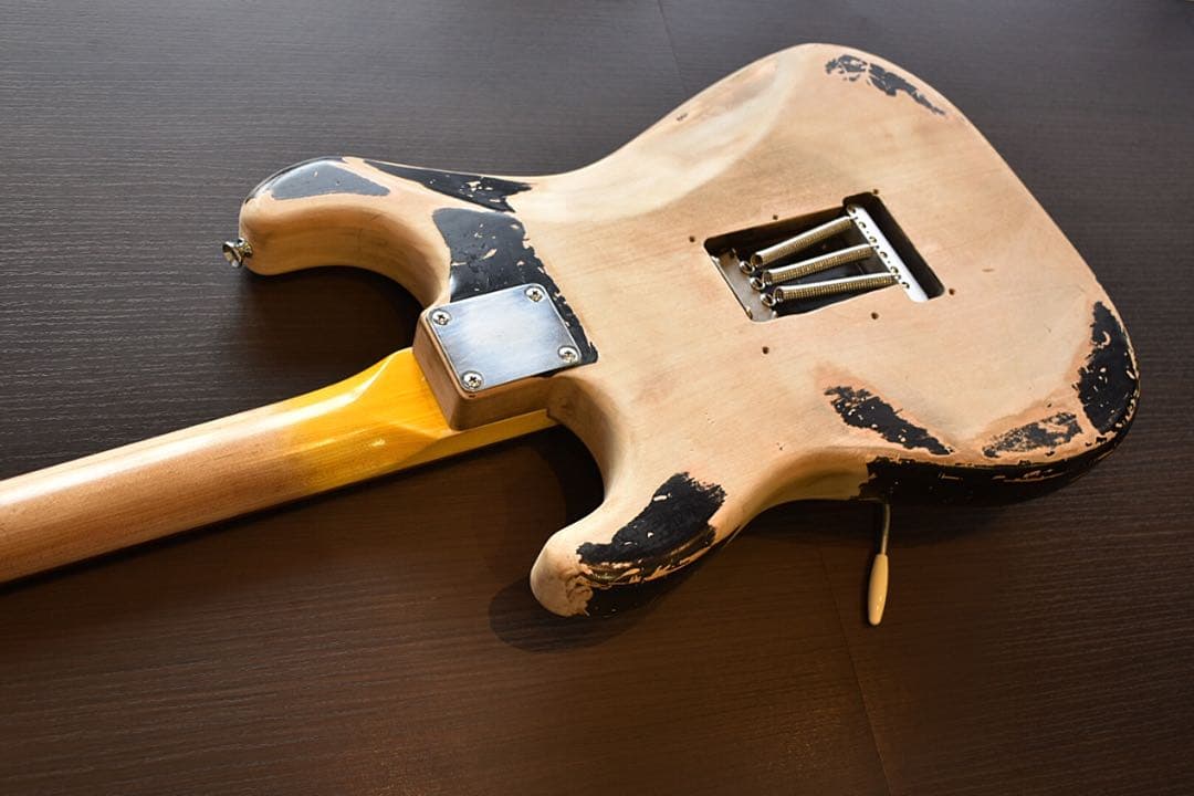 ギター Heavy Relic Stratocaster type \"Rosie\"