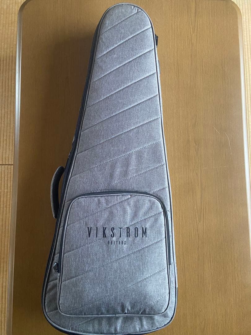 VIKSTROM ヘッドレスギター