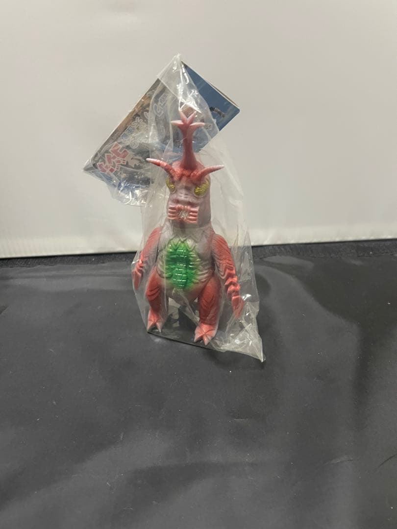 M1号 ブルマァク復刻 怪獣のたまご