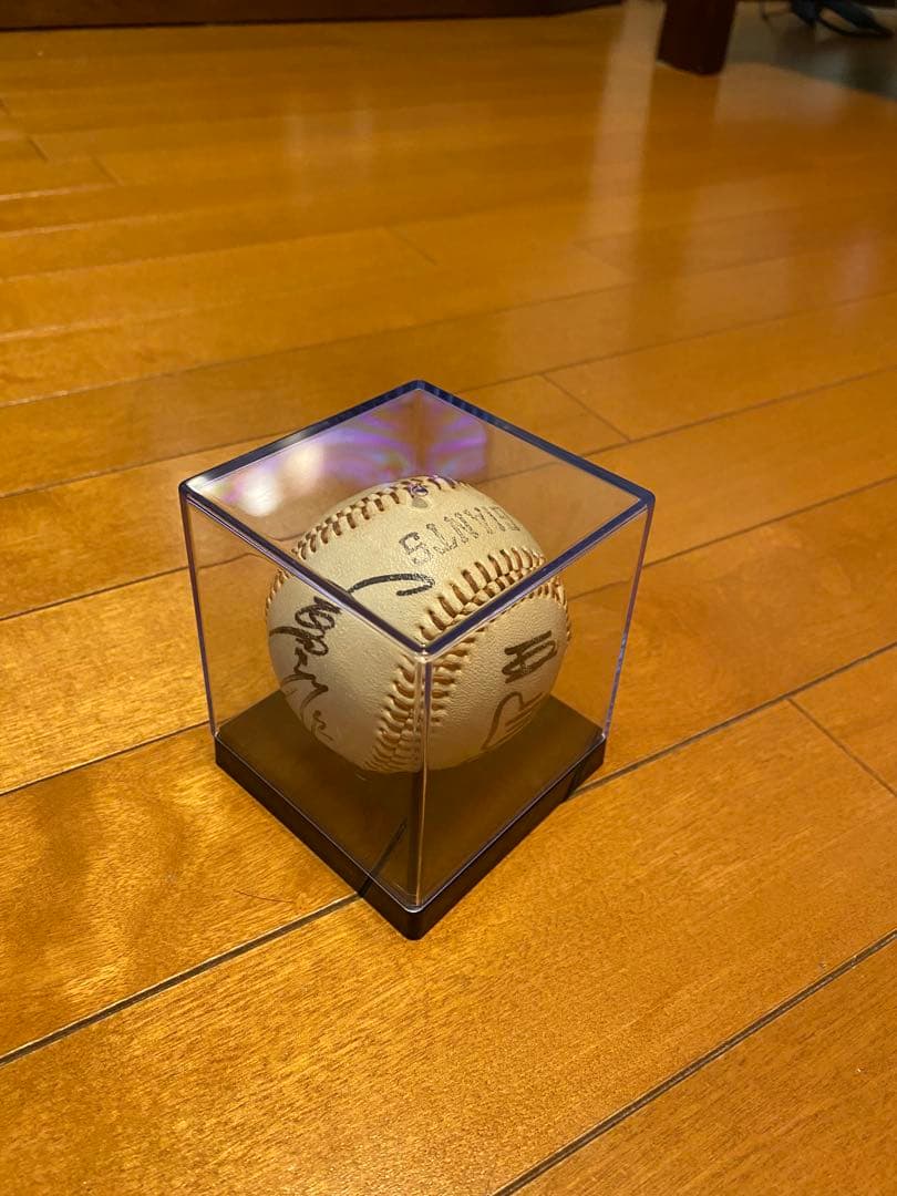 長嶋、王、張本、小林の直筆サインボール透明ケース付き