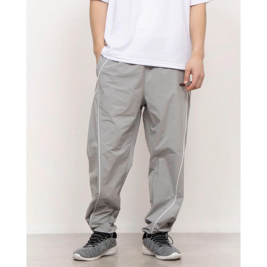 新品　ビームスデザイン　上下セット　ウインドジャケット　ウインドパンツ　グレー