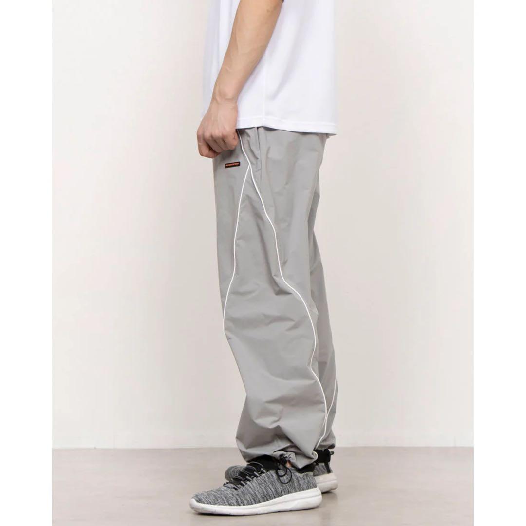 新品　ビームスデザイン　上下セット　ウインドジャケット　ウインドパンツ　グレー