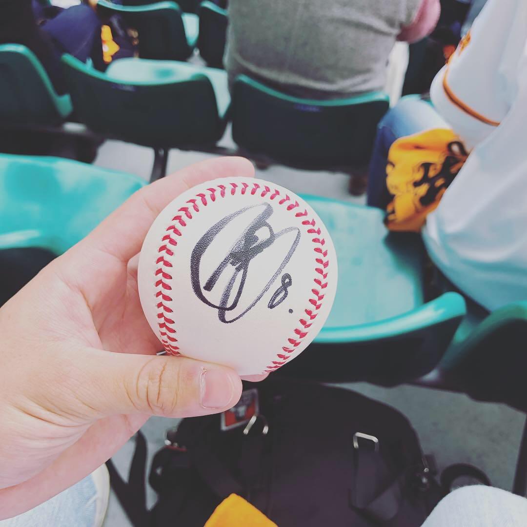 ジャイアンツ 丸佳浩選手 直筆サインボール 2019年沖縄キャンプ ケース付き