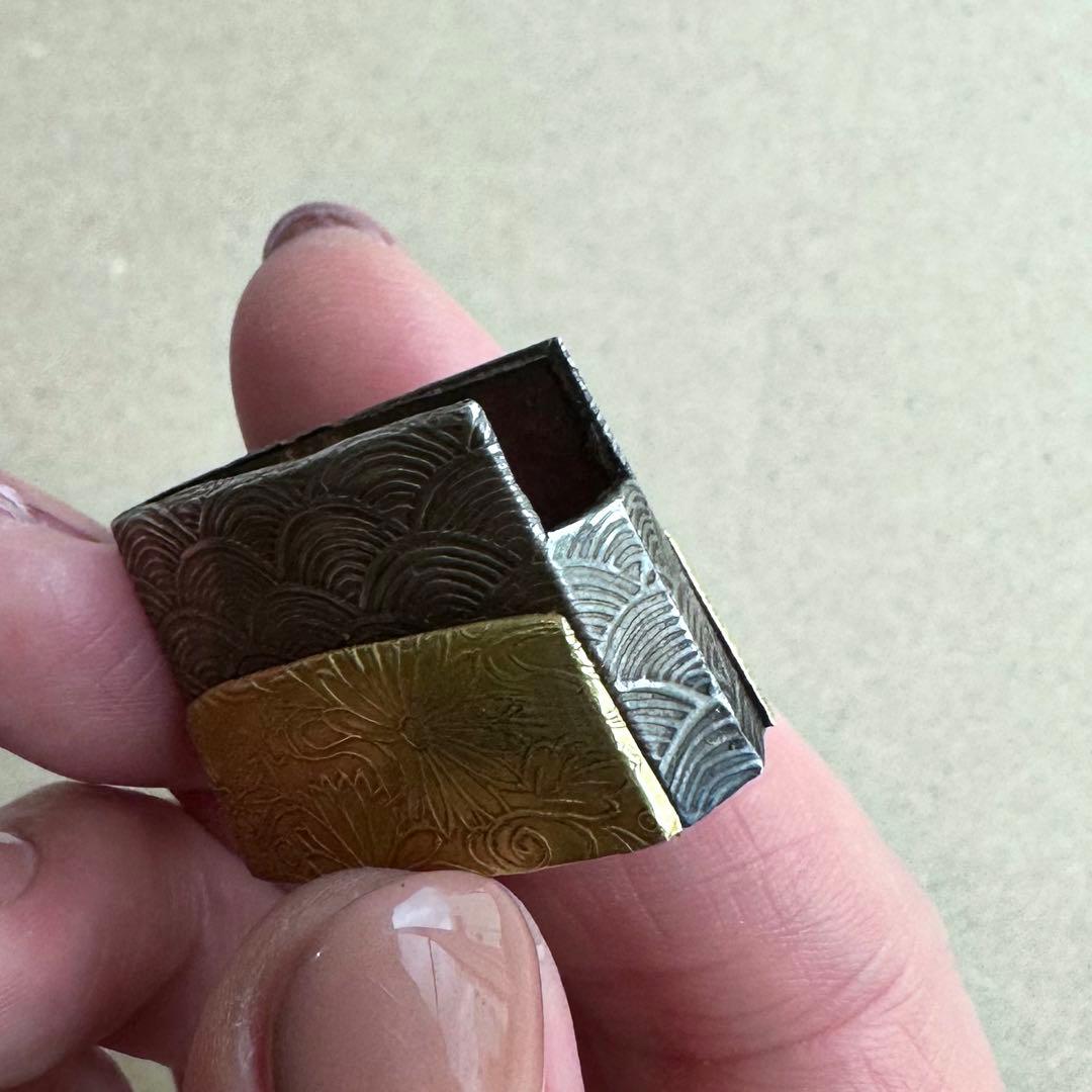 【eee】日本刀装具　金着せ　菊波紋様　二重鎺　ばばき