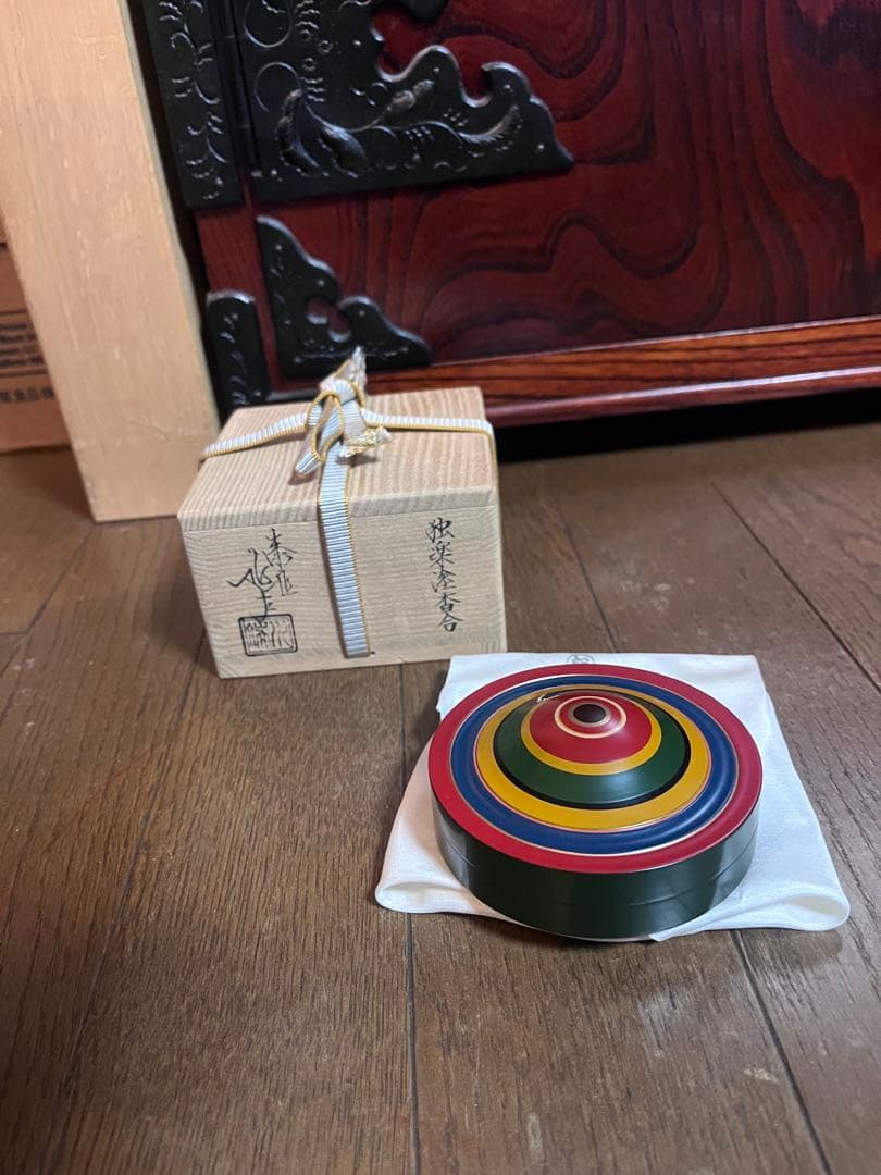 茶道具 香合 独楽塗香合 川端近左