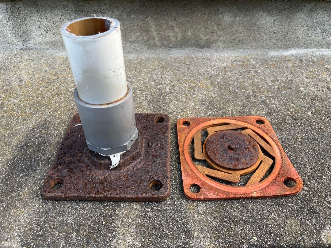 川本手押し井戸ポンプ