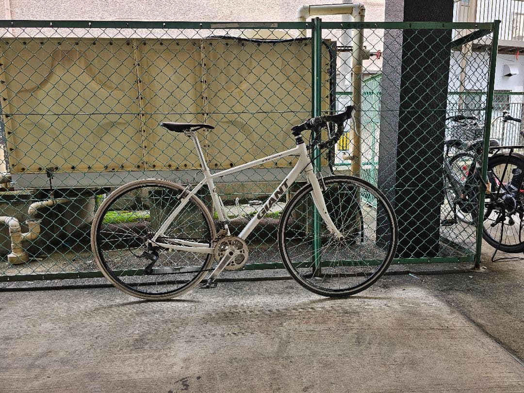 GIANT エスケープ ロード化