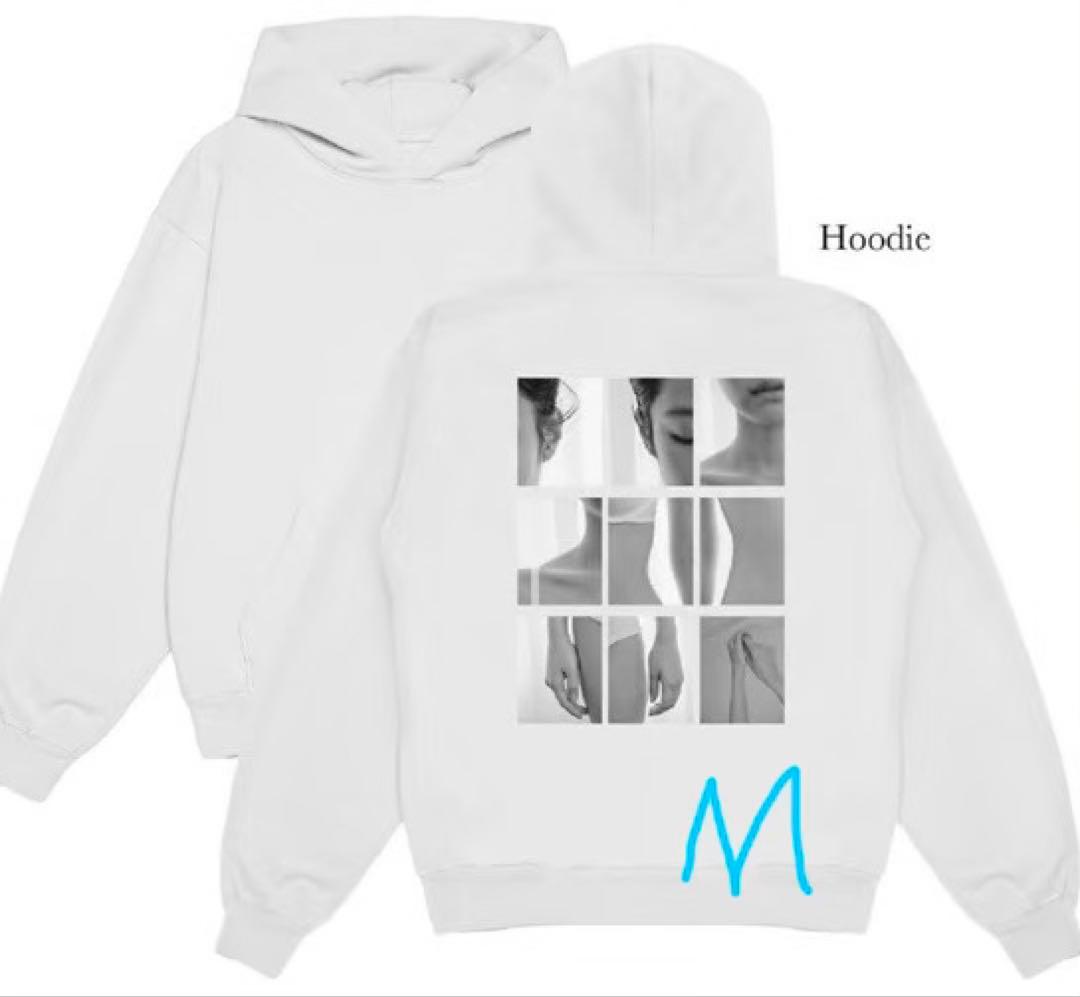 即時購入OKJennie ポップアップ フーディ サイズm