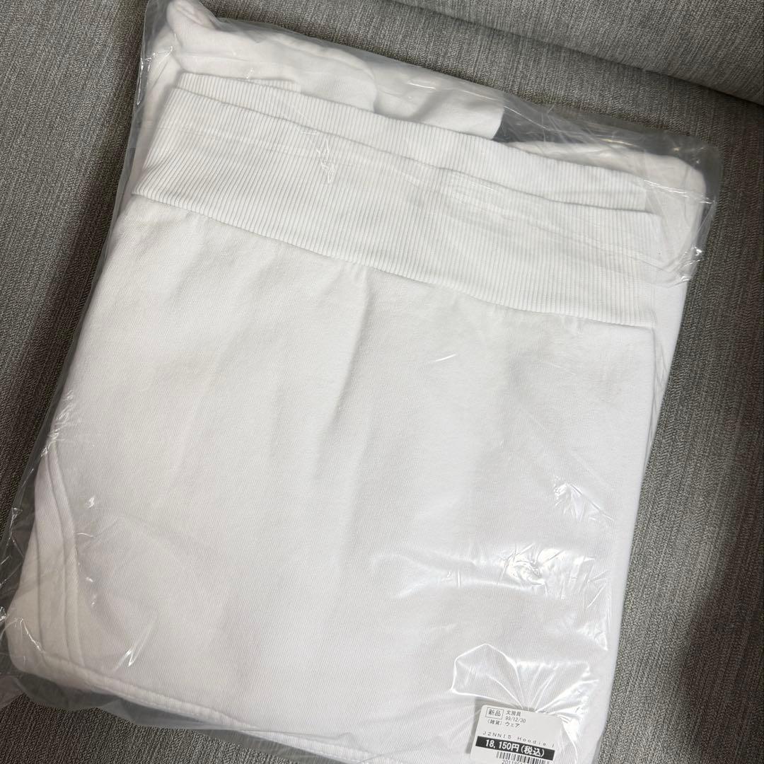 即時購入OKJennie ポップアップ フーディ サイズm