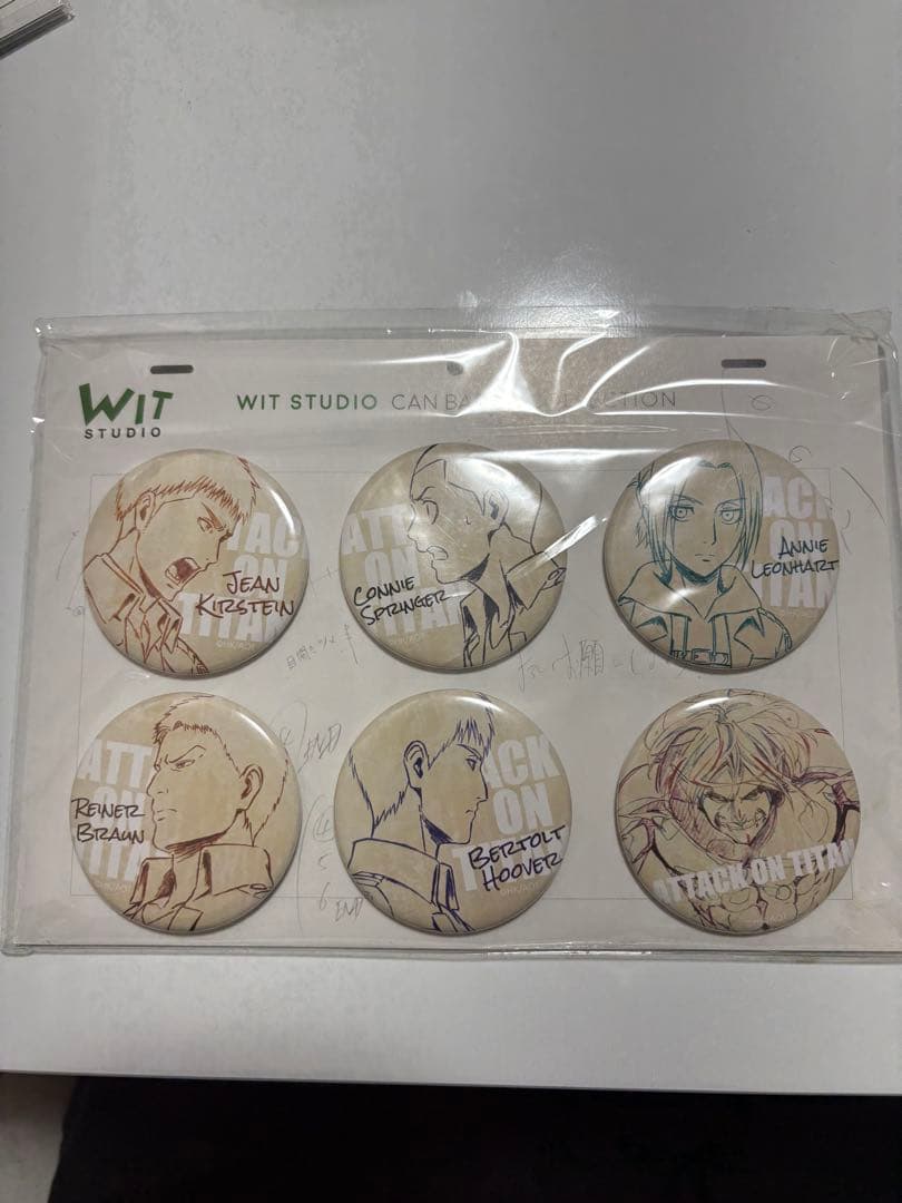 進撃の巨人　缶バッジコレクション　wit studio 6種セットC