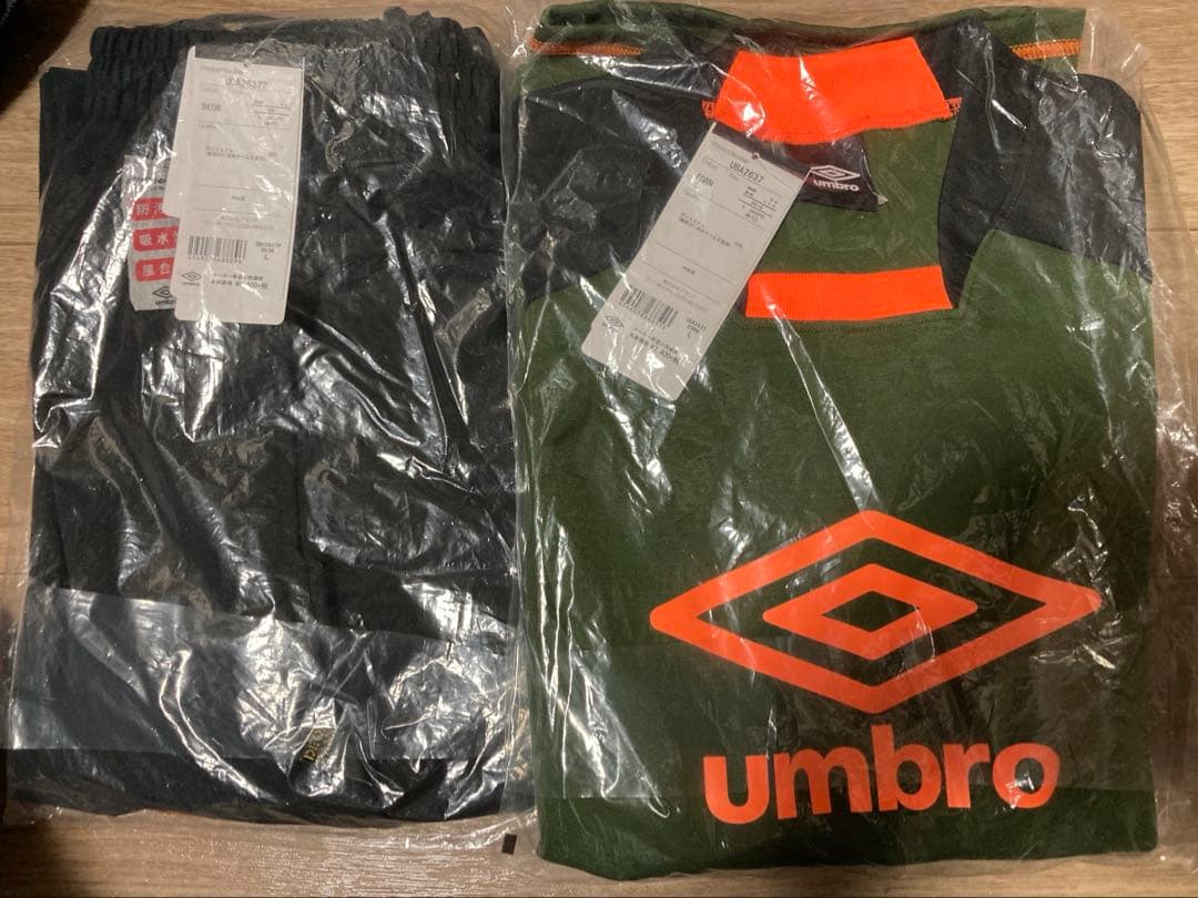 アンブロ　上下　Lサイズ 未開封品