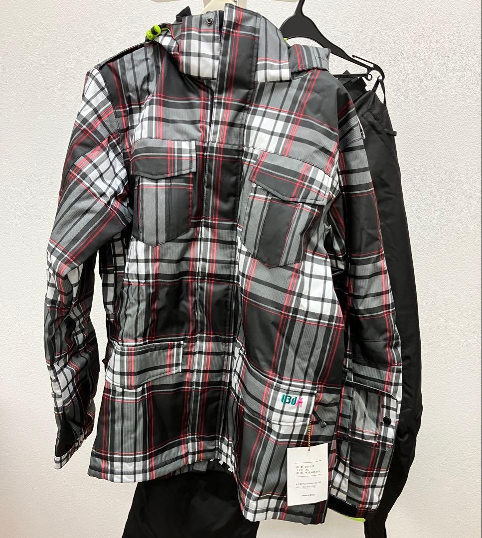 値下げ！ スノーボードウエア 上下セット XLサイズ 新品未使用！