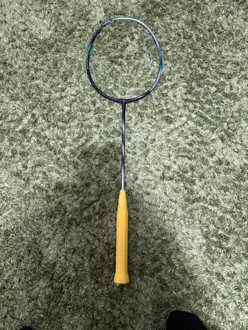 ヨネックスバドミントンラケットアストロクス88Dプロ