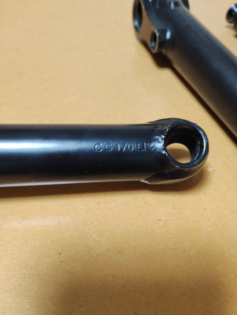 BMX　CULT CREW CRANKS　カルト　クルークランク