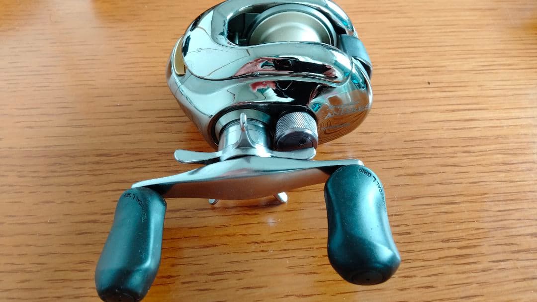 初代スコーピオンアンタレス　左ハンドル