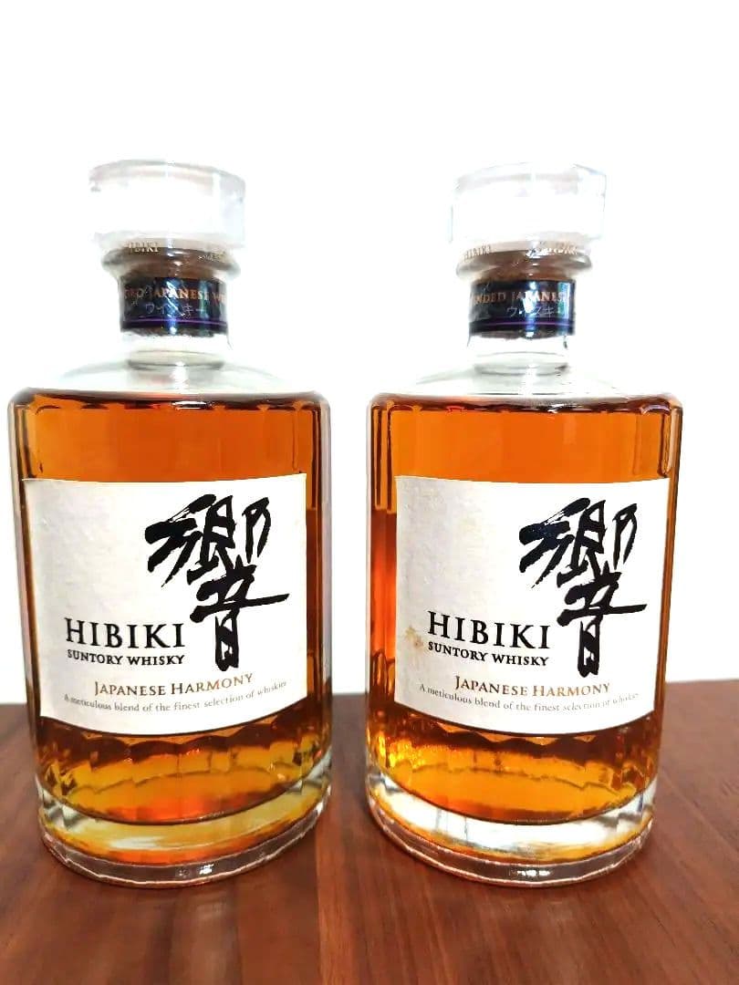 サントリー　響　Japanese Harmony 700ml 2本