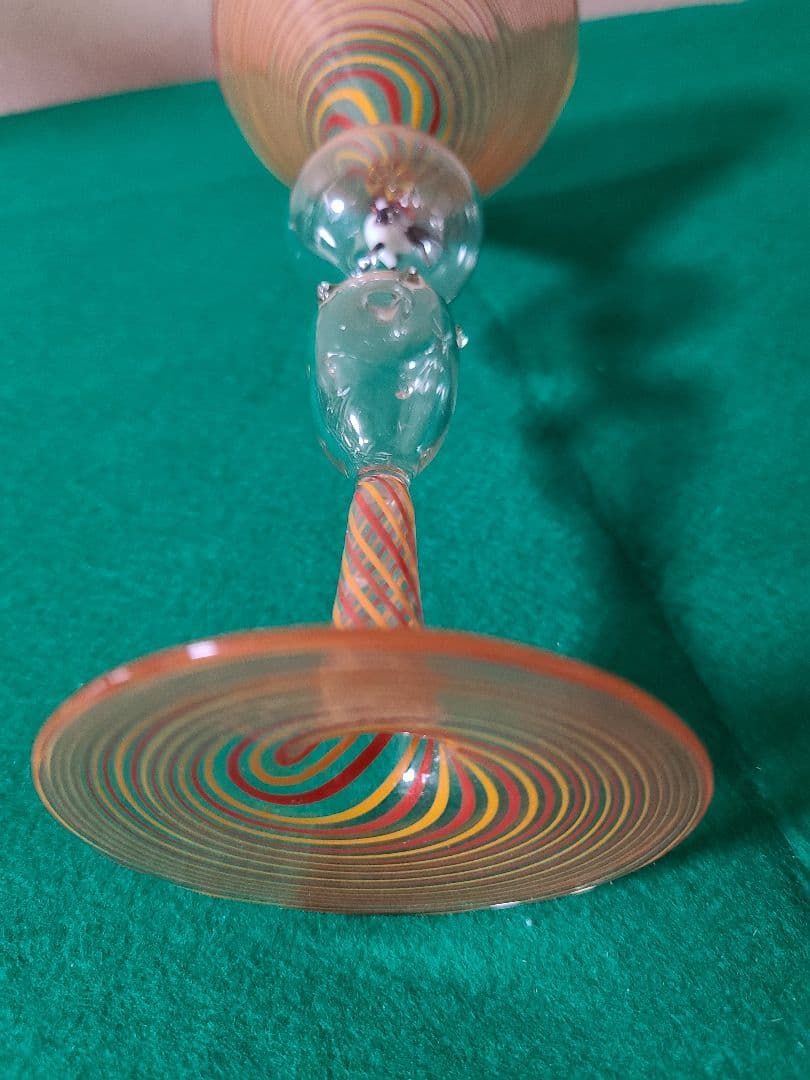 オーストリアアンティークグラス　ビミニレース吹きガラス　ニワトリ