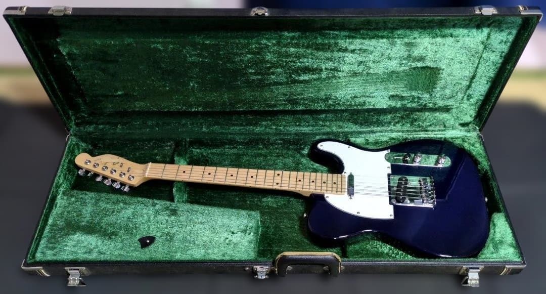 テレキャスター メーカー不明 ペグFender Fenderハードケース付き