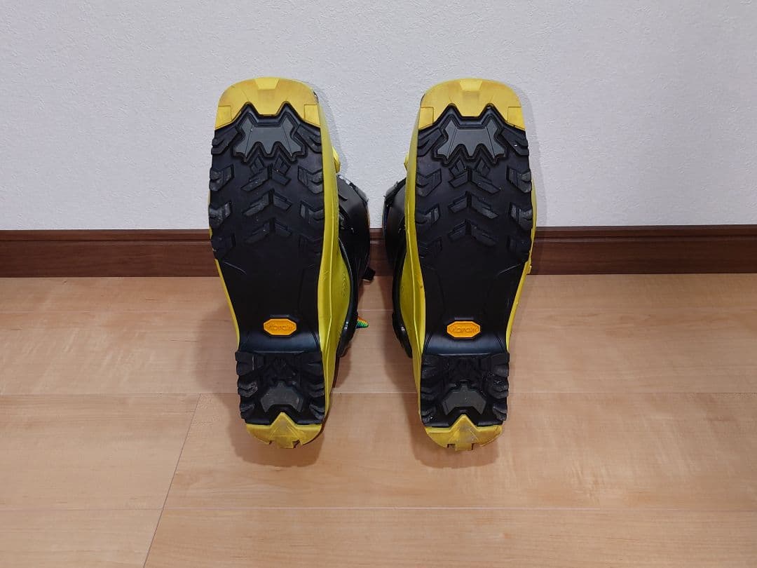 TECNICA スキー用ブーツ ZERO G TOUR PRO