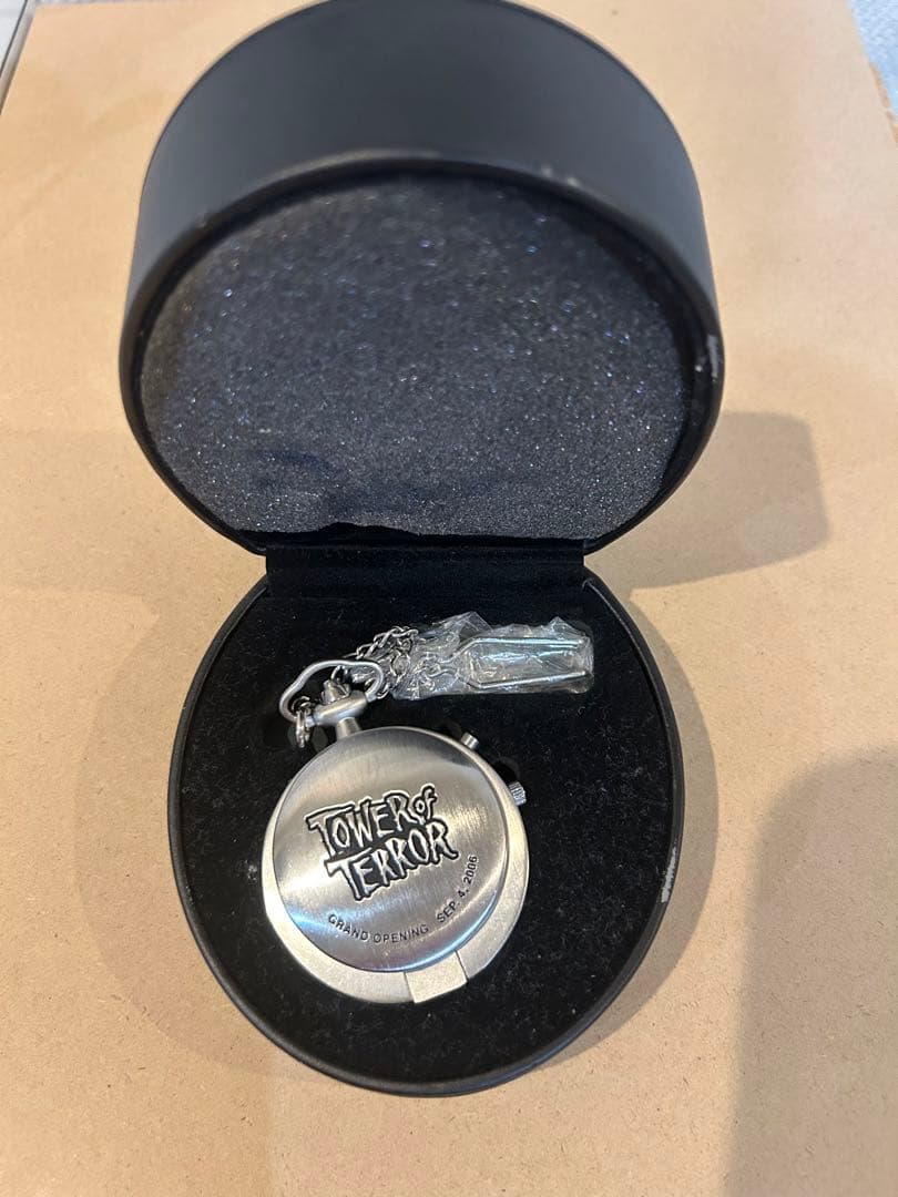 タワー・オブ・テラー オープニング記念品　懐中時計