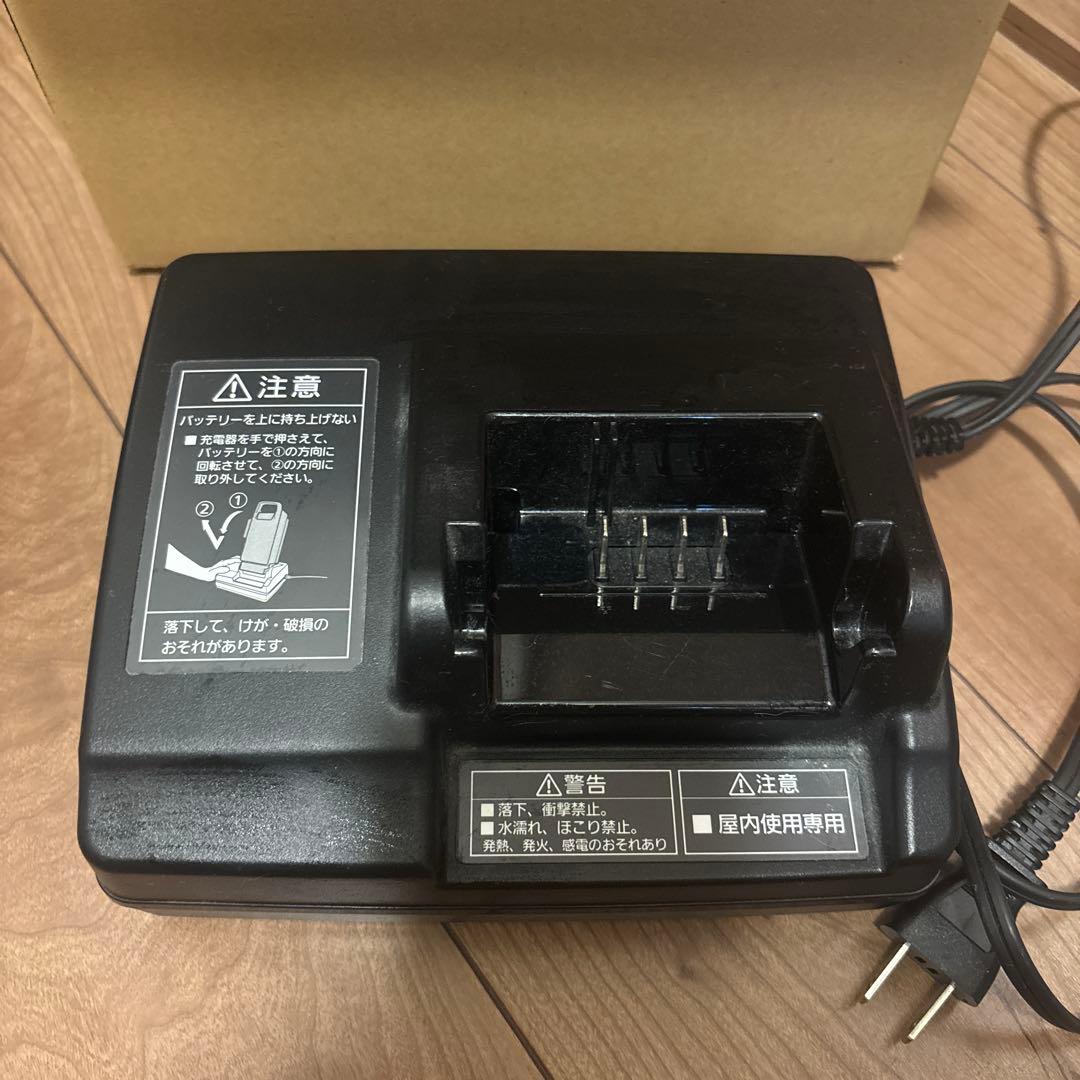 Panasonic NKJ069Z リチウムイオンバッテリー充電器