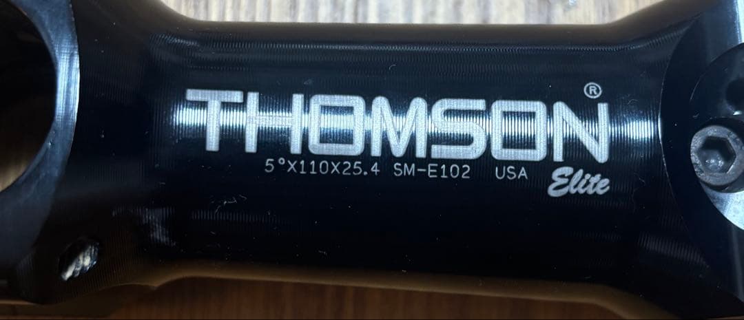THOMSON Elite ステム 5° x 110mm x 25.4mm