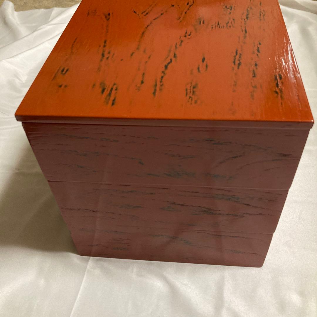 根来塗　赤色漆器製3段重箱(1段22×22×7cmです)
