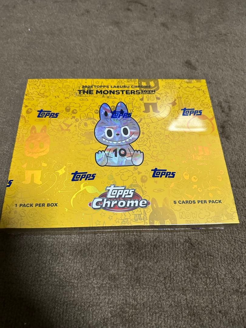 Topps Chrome ラブブ 10周年記念BOX