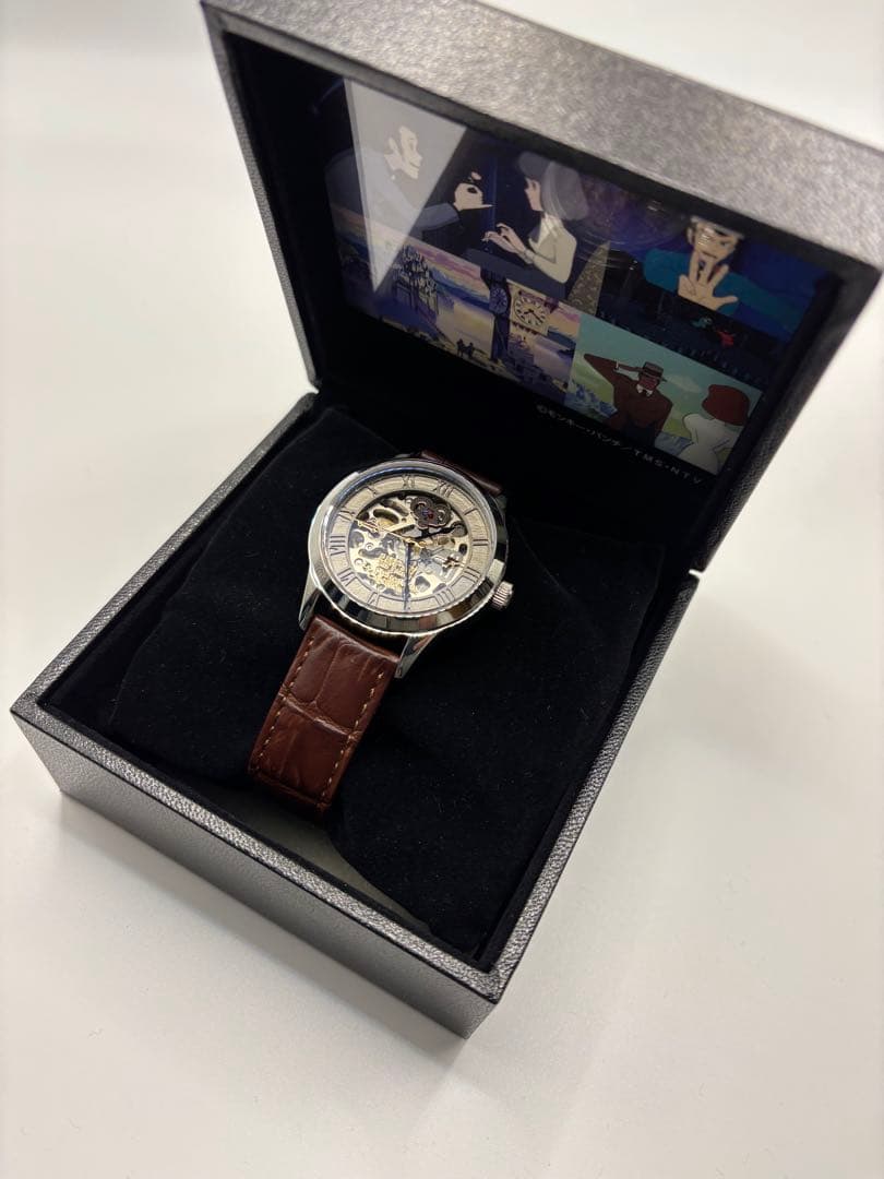 【1/26終了！]ルパン三世 カリオストロの城 機械式 腕時計 公開40周年記念