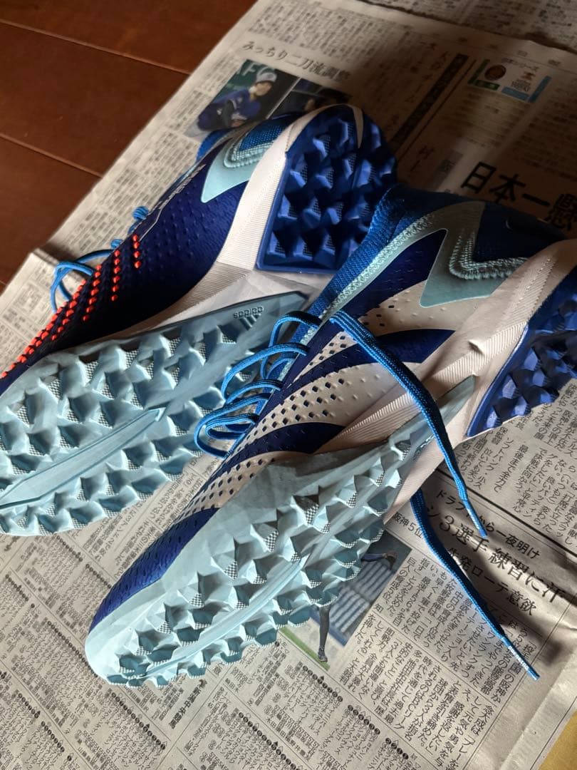 adidas アキュラシー トレーニングシューズ