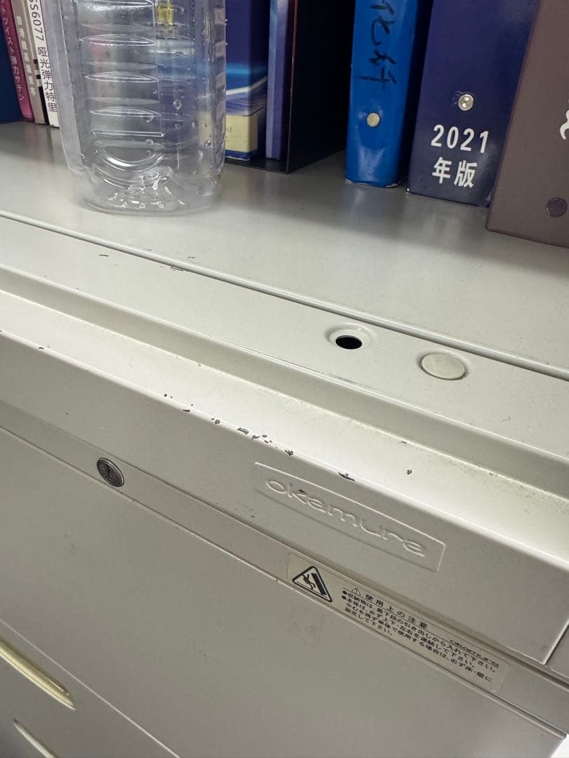 ①オカムラ　３段　キャビネット　幅800 奥行き450 高さ1200mm